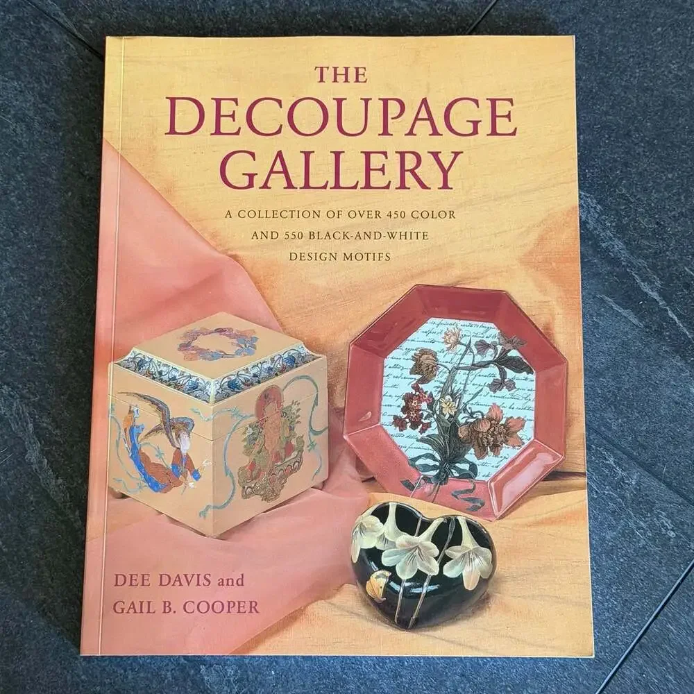 2001 Book - The Decoupage Gallery by Dee Davis & Gail Cooper- 1000 Design Motifs
